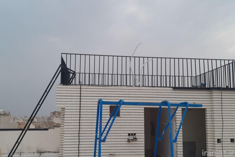 حفاظ، نرده، جان پناه ، سرسره پشت بام