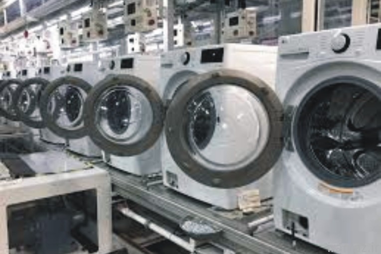 نوار نقاله مونتاژ ماشین لباسشویی