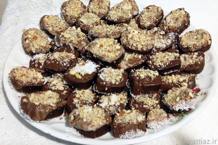 شیرینی شکلاتی اجیلی