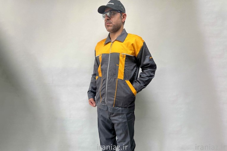 لباس کار و کفش ایمنی