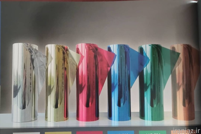 برچسب شیشه رنگی