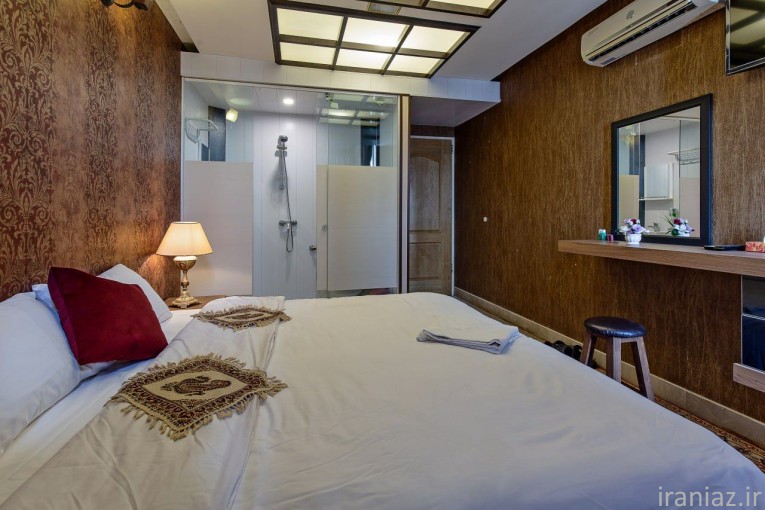 هتل سه ستاره زنده رود اصفهان