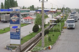 ۸ مجتمع خدماتی رفاهی