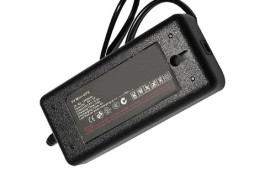 فروش باتری ۵ ولت مدل Mini ups ZK 3 – 3800 mA