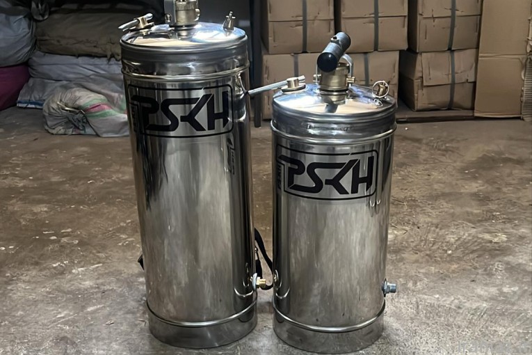 فروش سمپاش  استیل استوانه و سمپاش سطلی برنجی